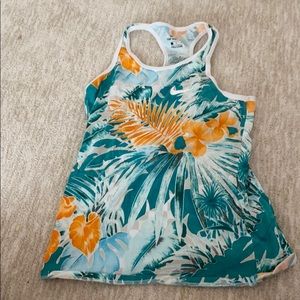 Nike girl tank top